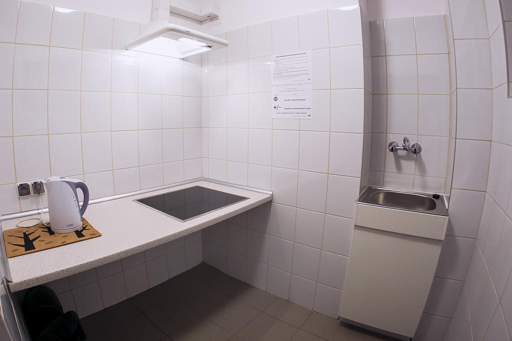 Trio Hostel Breslavia Esterno foto
