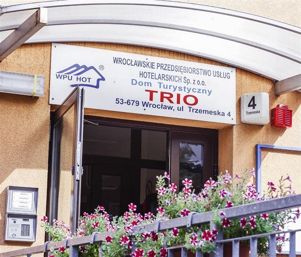 Trio Hostel Breslavia Esterno foto